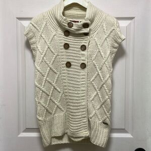 LEFT ON HOUSTON | Cable Knit | Front Snap/Button | Cowl | Sweater Vest | Size S
